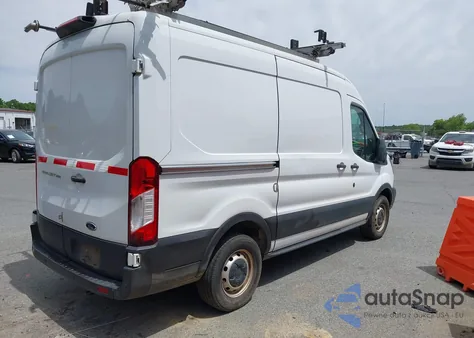 2019 Ford Transit-250 z USA, uszkodzony, nr VIN 1FTYR1CM7KKB27266